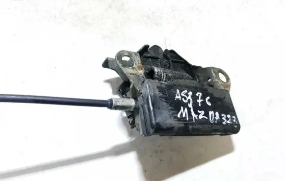 Mazda 323 F Engine bonnet/hood lock/catch