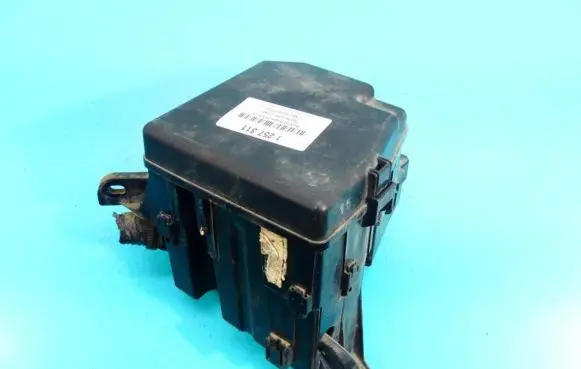 Toyota Urban Cruiser (XP110) Fuse box set 82641-47020 IMPRK1257311
