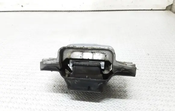 Volkswagen Golf Plus Gearbox mount 1K0199555