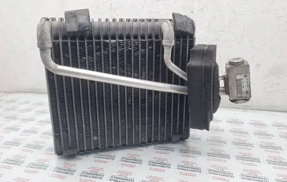 Volkswagen Touareg I Air conditioning (A/C) radiator (interior) 7L0820679C 7H1820101C