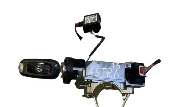 Opel Astra K Ignition lock 13504286 39033399 F00HJ00493