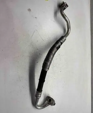 Air intake hose/pipe