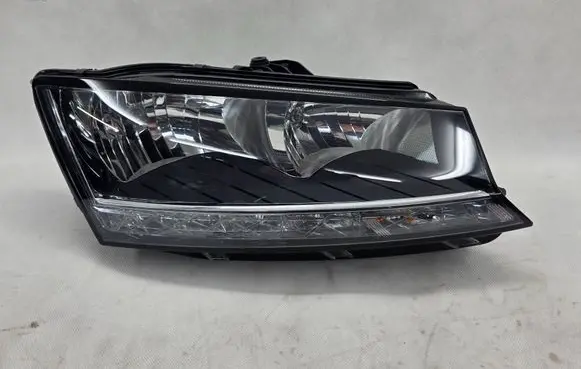 Skoda Fabia Mk3 (NJ) Headlight/headlamp 6V1941016D