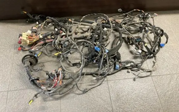 Renault Master III Engine installation wiring loom 240365448R 240700032R