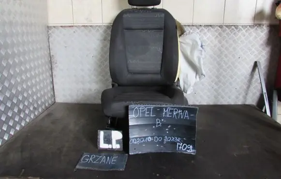 Opel Meriva B Front driver seat 