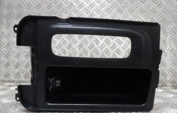 Jeep Grand Cherokee Armrest C01761009BL 13124651