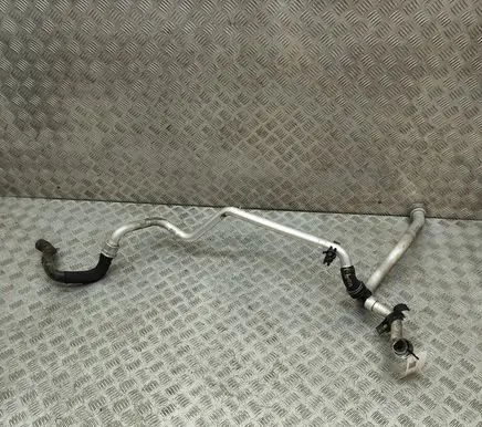 Porsche 911 991 Engine coolant pipe/hose 99110601502 99110662102