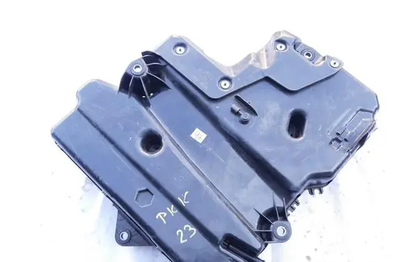 Volkswagen Transporter - Caravelle T6 AdBlue liquid reservoir 7LA131877E 7LA131531