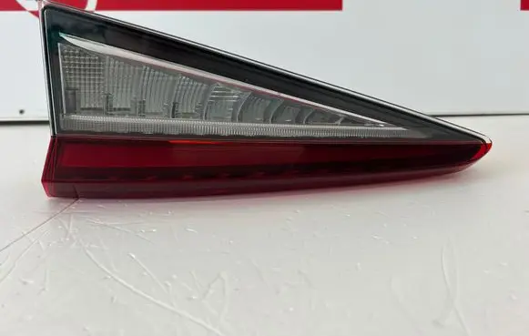Skoda Enyaq iV Tailgate rear/tail lights 5LG945308C 00000116 2VP01478804
