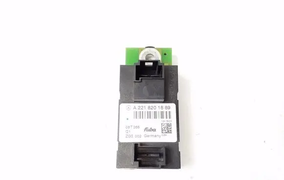 Mercedes-Benz S W221 Aerial antenna amplifier A2218201889