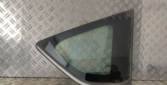 Toyota RAV 4 (XA40) Rear side window 43R005834
