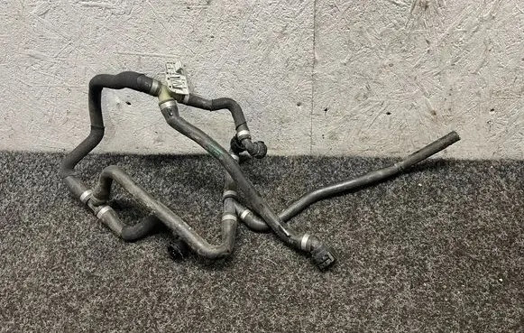 BMW X5 F15 Engine coolant pipe/hose 7644096