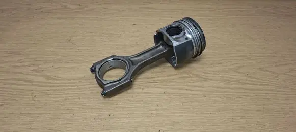 BMW 5 F10 F11 Piston with connecting rod 11257805329