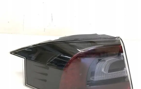 Tesla Model S Tailgate rear/tail lights