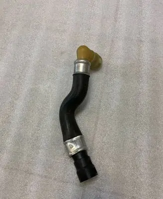 Ford Mustang VI Engine coolant pipe/hose GR33-18K580-AA