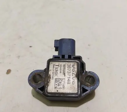 Volvo V50 Airbag deployment crash/impact sensor 8042A5 MRSA5 30737140