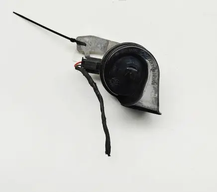 BMW 5 G30 G31 G38 Horn signal 7342946