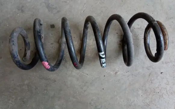 Toyota Verso Rear coil spring