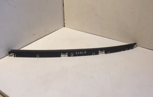 Volkswagen Sharan Windshield trim YM2118K556