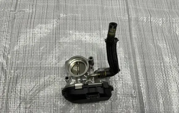 Renault Megane E-Tech Throttle body valve 161208350R