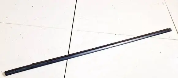 Mazda 5 Front door glass trim molding 