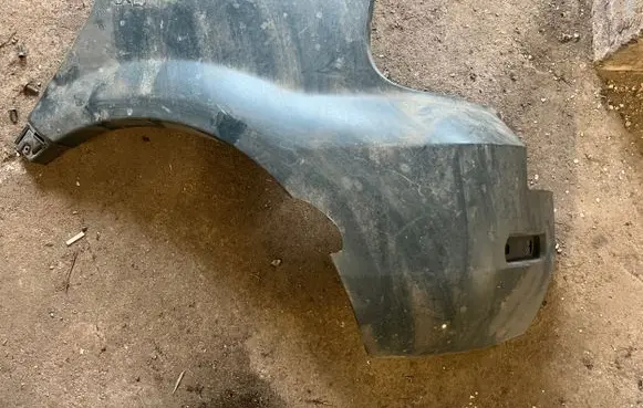 Rear bumper corner part panel trim