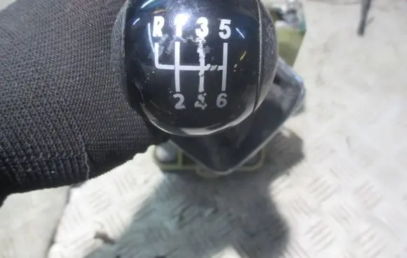 Ford Mondeo Mk III Gear shifter/selector 