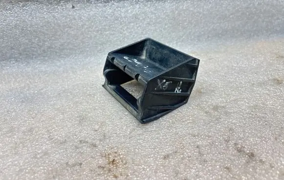 BMW X5 E70 Radiator mount bracket 753353704