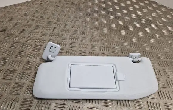 Peugeot 208 Sun visor