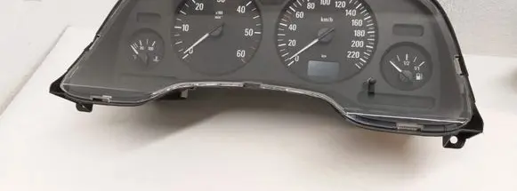 Opel Zafira A Speedometer (instrument cluster) 24461749JB