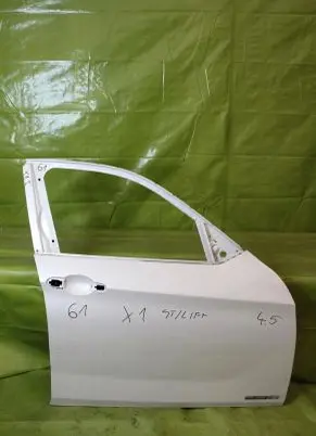 BMW X1 E84 Front door 000259