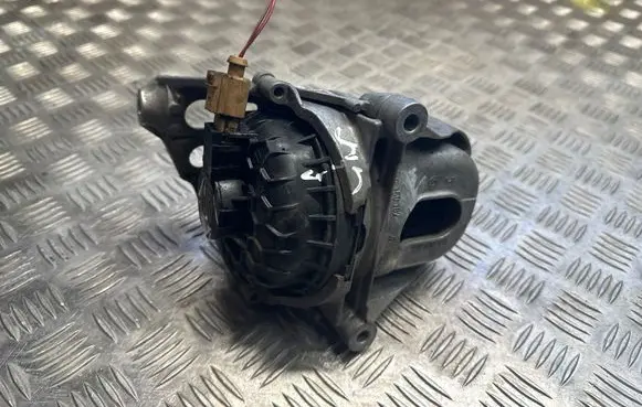 Gearbox mount