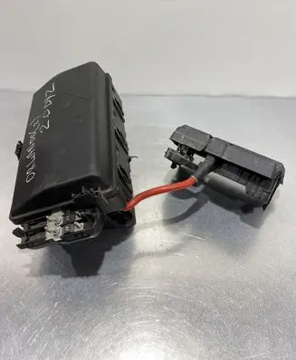 Chevrolet Orlando Fuse box set 96982038