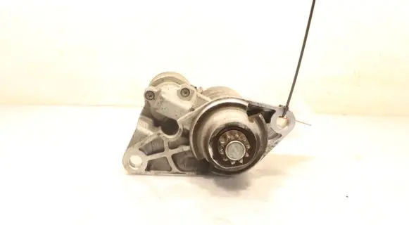 Volkswagen Polo V 6R Starter motor 100583120