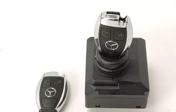Mercedes-Benz E W212 Ignition lock 2129056601 20251216HCR1212