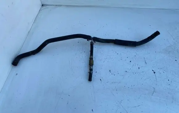 Toyota RAV 4 (XA30) Engine coolant pipe/hose