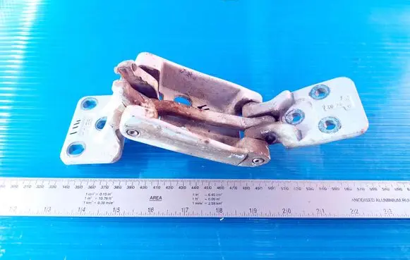 Volkswagen Crafter Rear door lower hinge A9067400237
