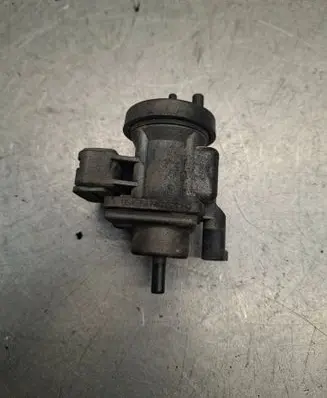 Mercedes-Benz Vaneo W414 Turbo solenoid valve 0005450427