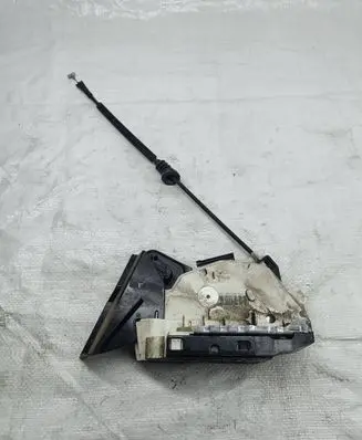 Skoda Yeti (5L) Rear door lock 5K4839016