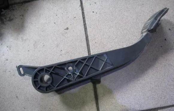 Clutch pedal