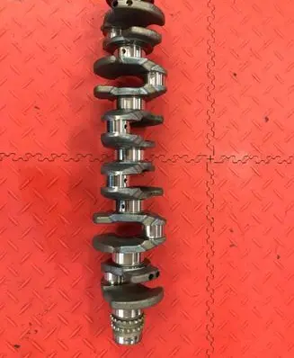 BMW 5 E60 E61 Crankshaft 7799970