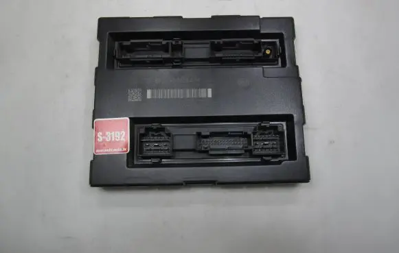 Audi A4 S4 B8 8K Comfort/convenience module 8K0907064M 10020000