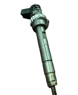 BMW 5 F10 F11 Fuel injector 7810702