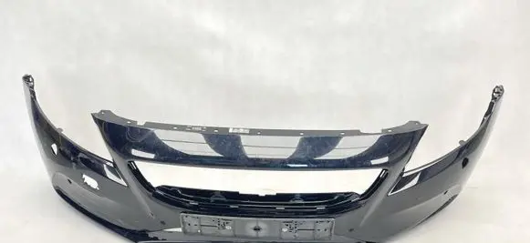 Volvo V40 Front bumper 31283732