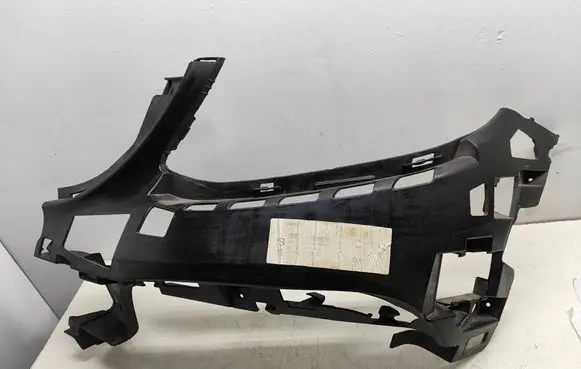 Mercedes-Benz E W212 Front bumper mounting bracket A2138850865