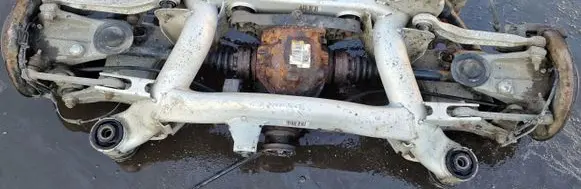 BMW 5 E39 Rear axle beam 