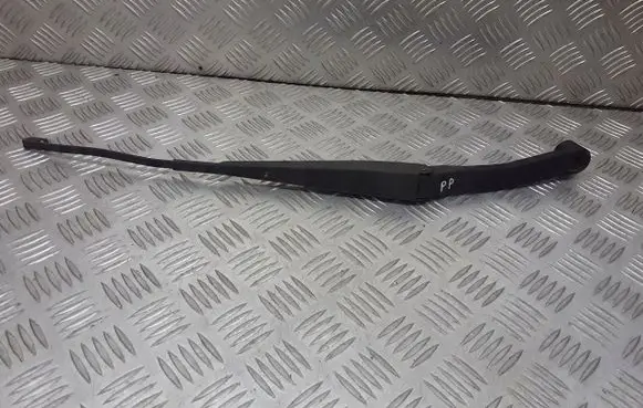 Subaru Forester SG Front wiper blade arm