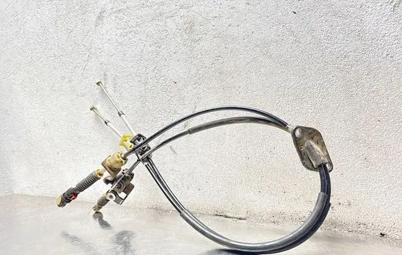 Volvo XC70 Gear shift cable linkage 30681396