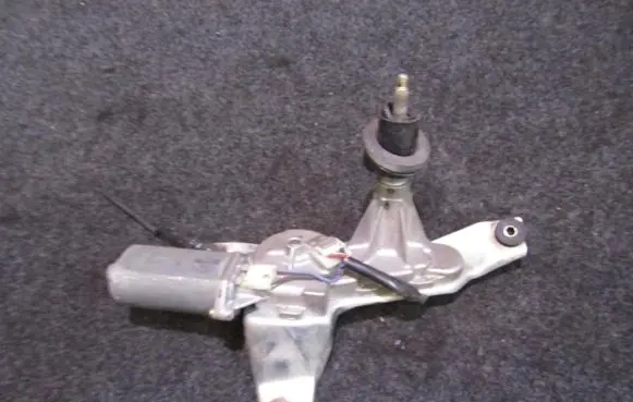 Mitsubishi Space Wagon Rear window wiper motor 34914821 34914-821