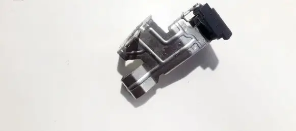 Honda CR-V Fuel tank opening switch 